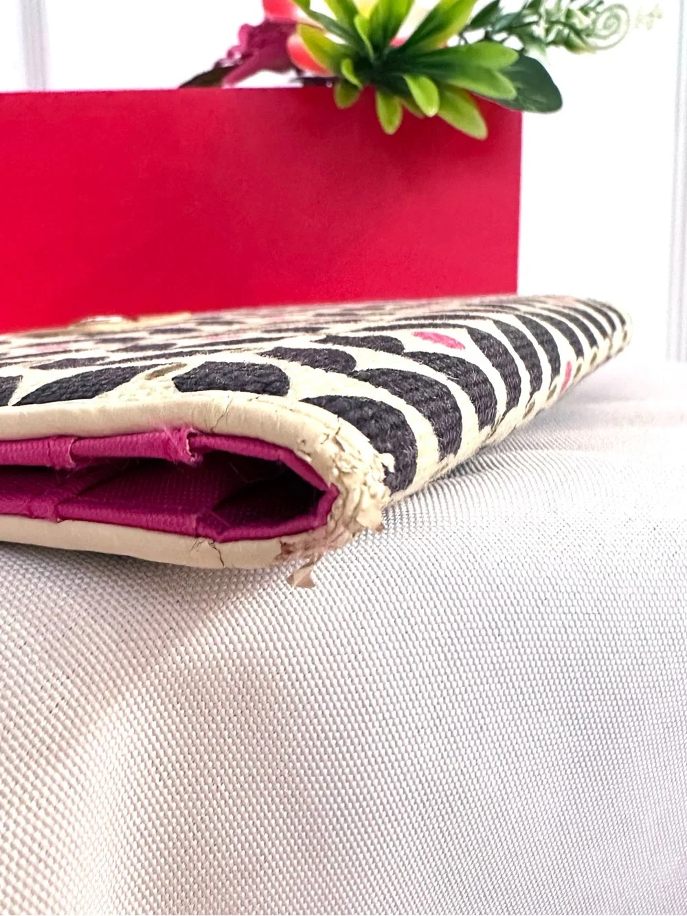 SPARTINA ~ Geometric Pattern Wallet in Black, Cream and Pink w/Back Coin Slot